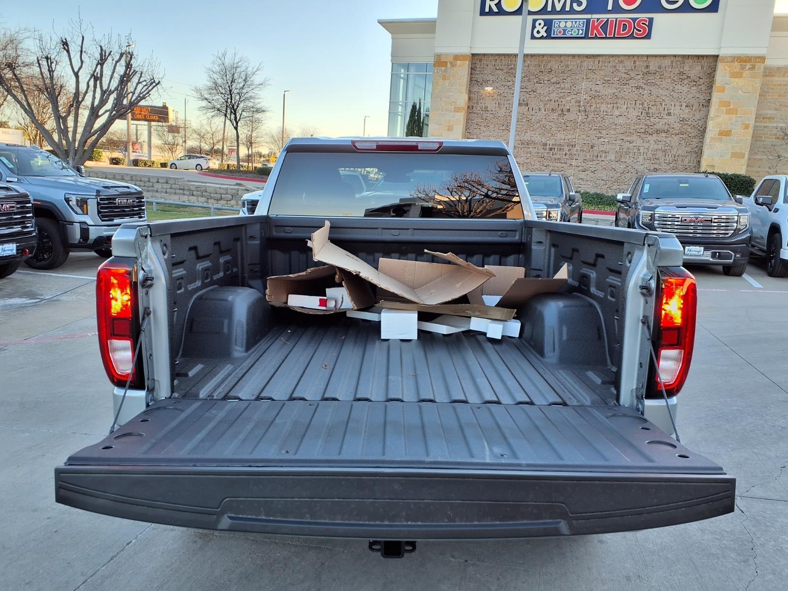 2026 GMC Sierra 1500 Elevation Double Cab Standard Box RWD