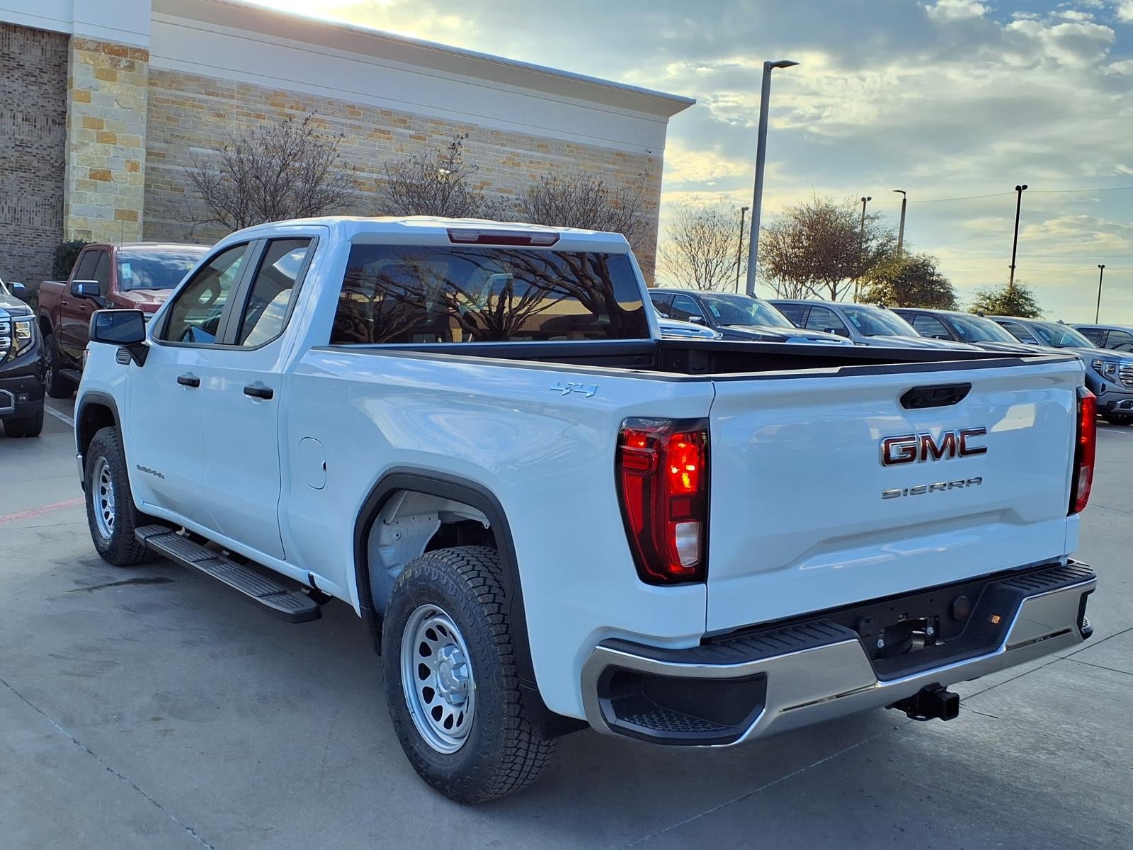 2026 GMC Sierra 1500 Pro Double Cab Standard Box 4WD