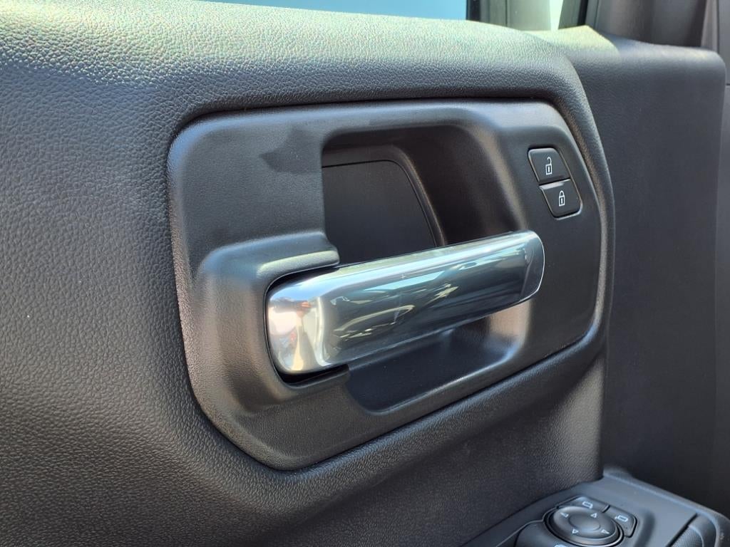 2026 GMC Sierra 1500 Pro Crew Cab Short Box 4WD