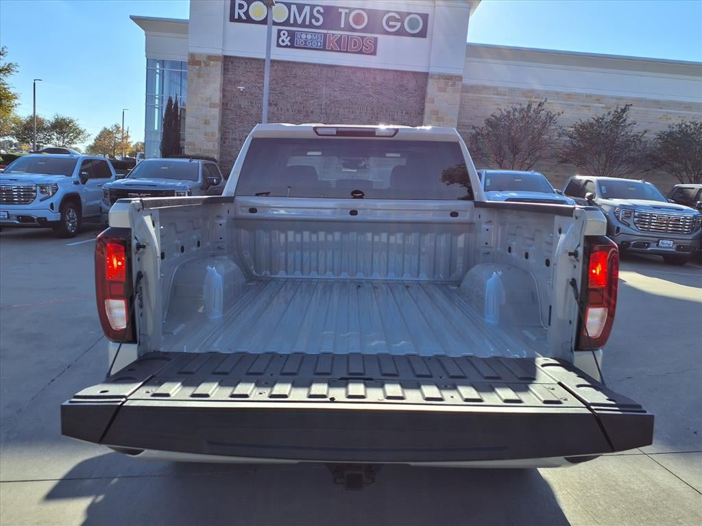 2026 GMC Sierra 1500 Pro Crew Cab Short Box 4WD