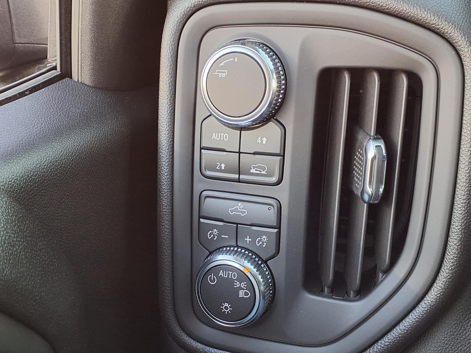 2026 GMC Sierra 1500 Pro Crew Cab Short Box 4WD