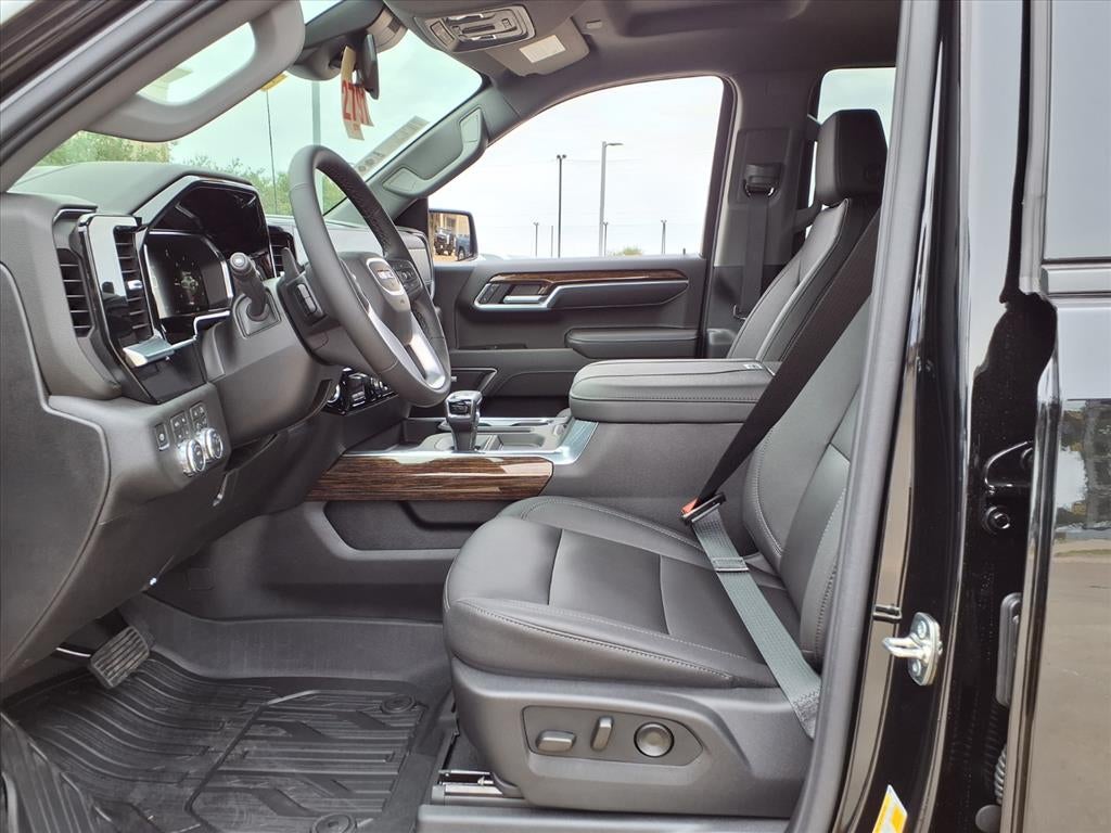 2026 GMC Sierra 1500 Elevation Crew Cab Short Box 4WD