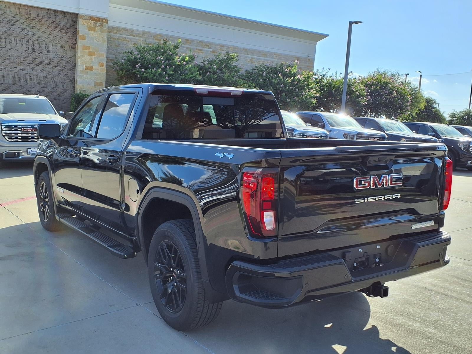 2026 GMC Sierra 1500 Elevation Crew Cab Short Box 4WD
