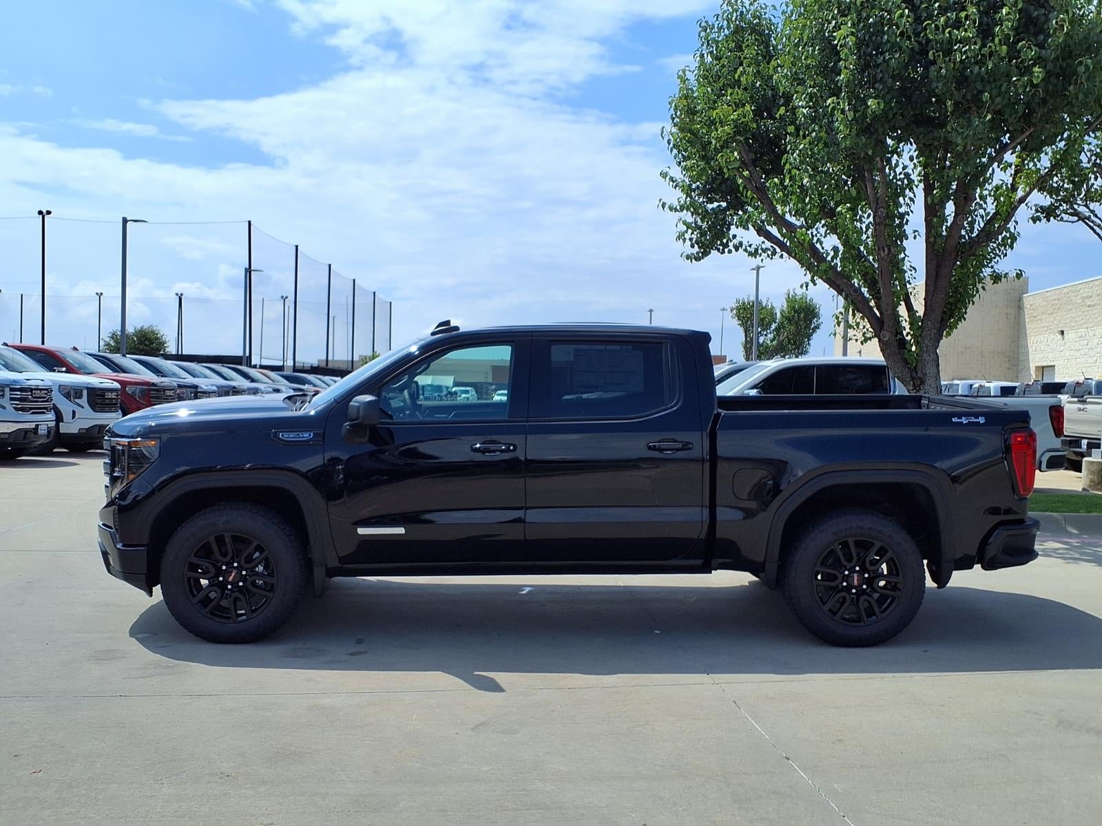 2026 GMC Sierra 1500 Elevation Crew Cab Short Box 4WD