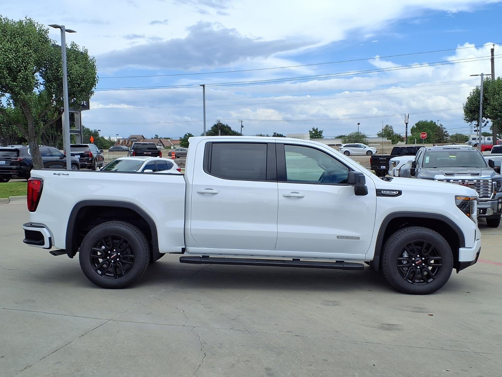 2026 GMC Sierra 1500 Elevation Crew Cab Short Box 4WD
