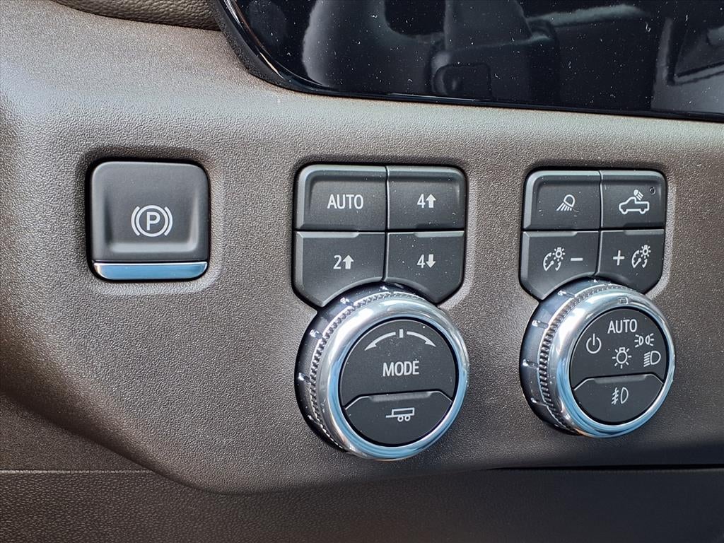 2026 GMC Sierra 1500 SLT Crew Cab Short Box 4WD