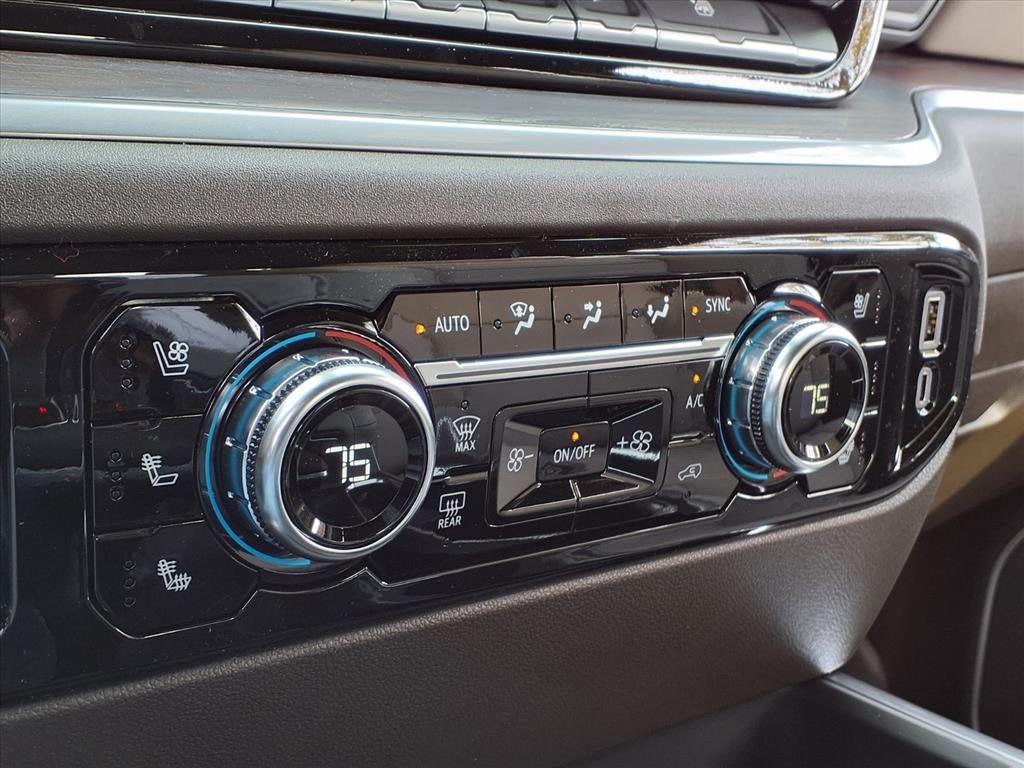 2026 GMC Sierra 1500 SLT Crew Cab Short Box 4WD