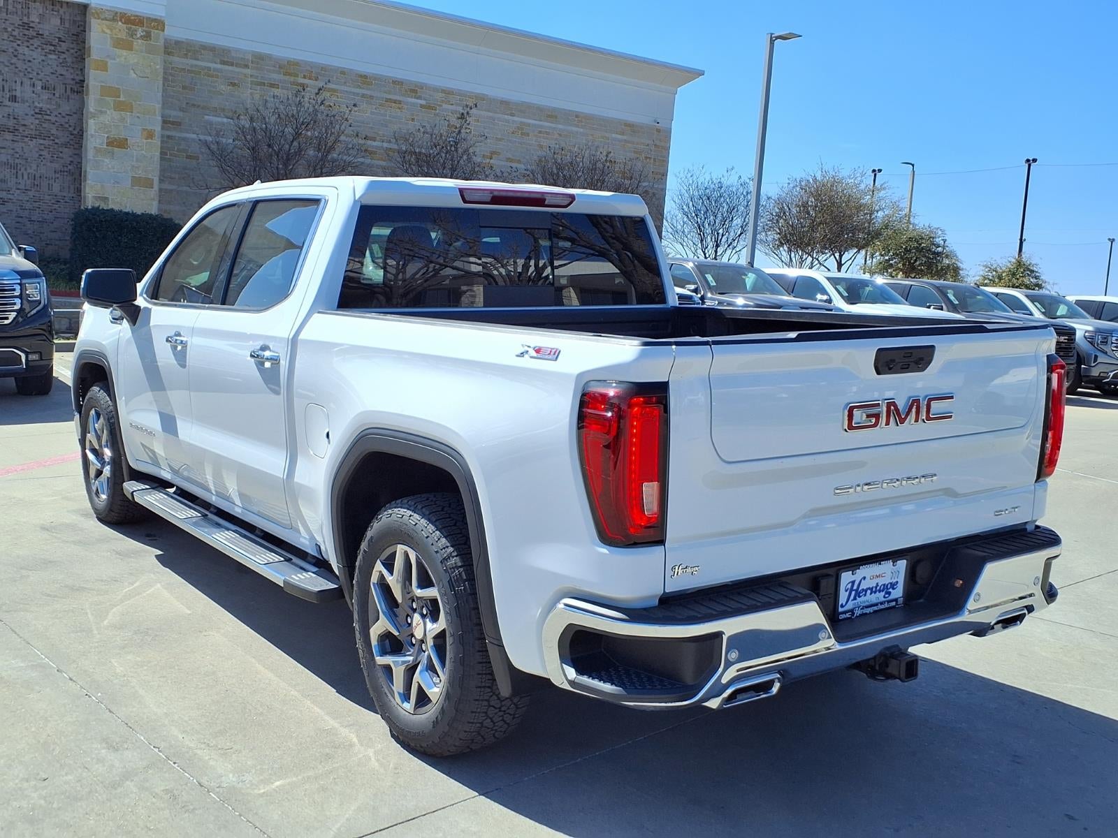2026 GMC Sierra 1500 SLT Crew Cab Short Box 4WD