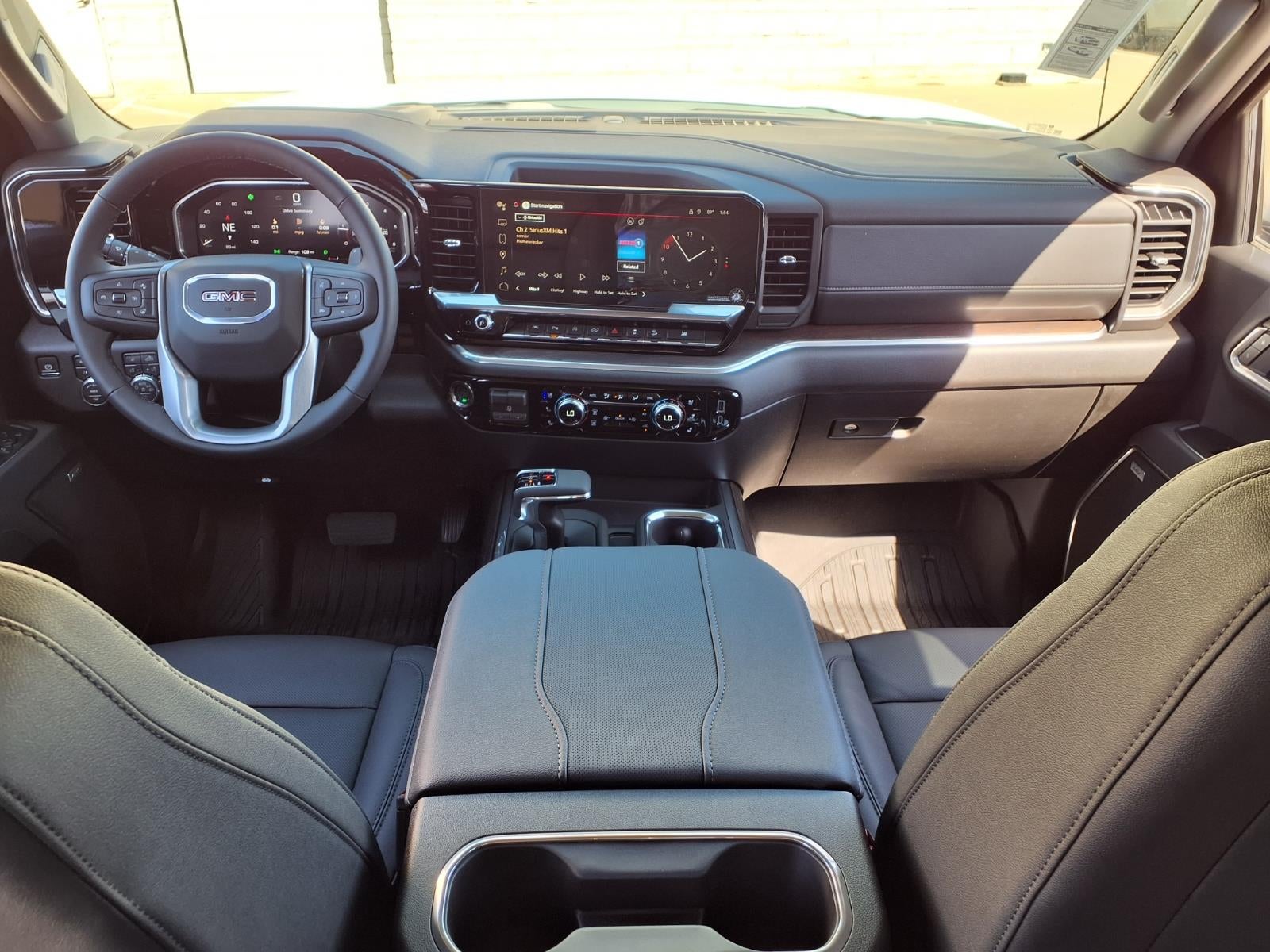 2026 GMC Sierra 1500 SLT Crew Cab Short Box 4WD