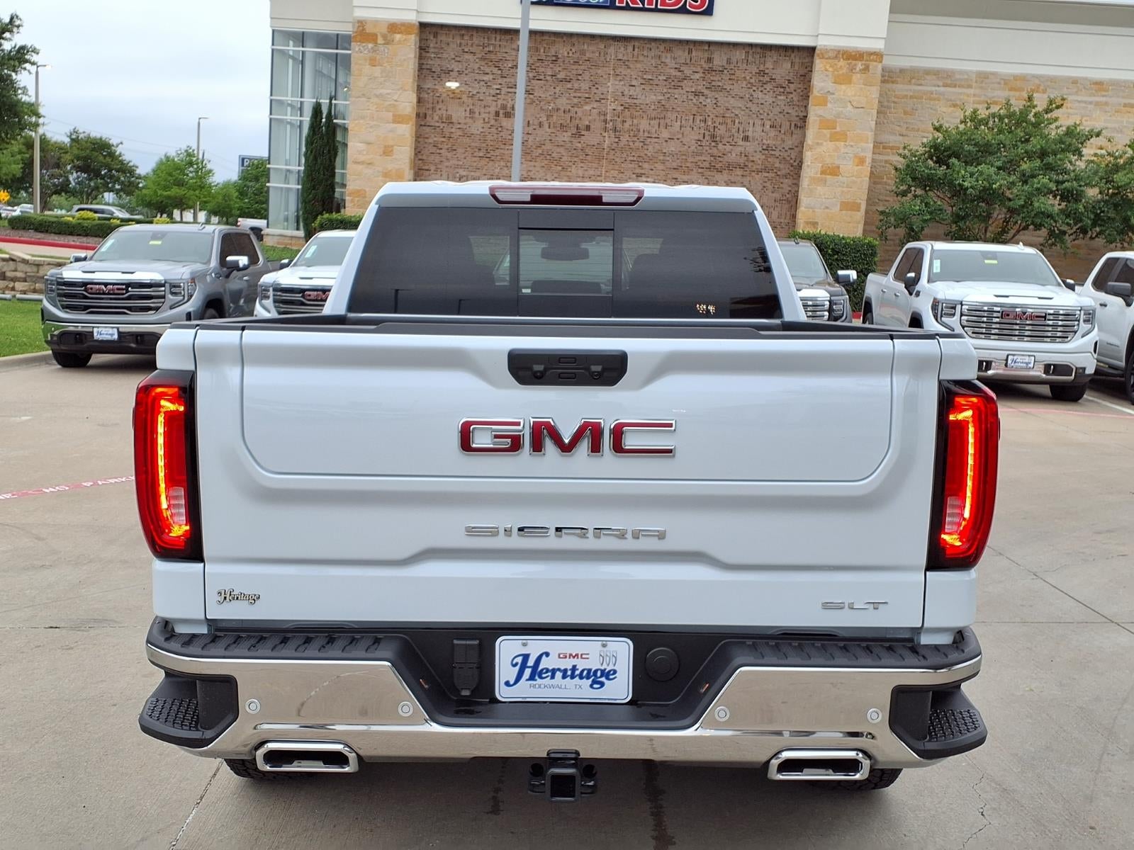 2026 GMC Sierra 1500 SLT Crew Cab Short Box 4WD