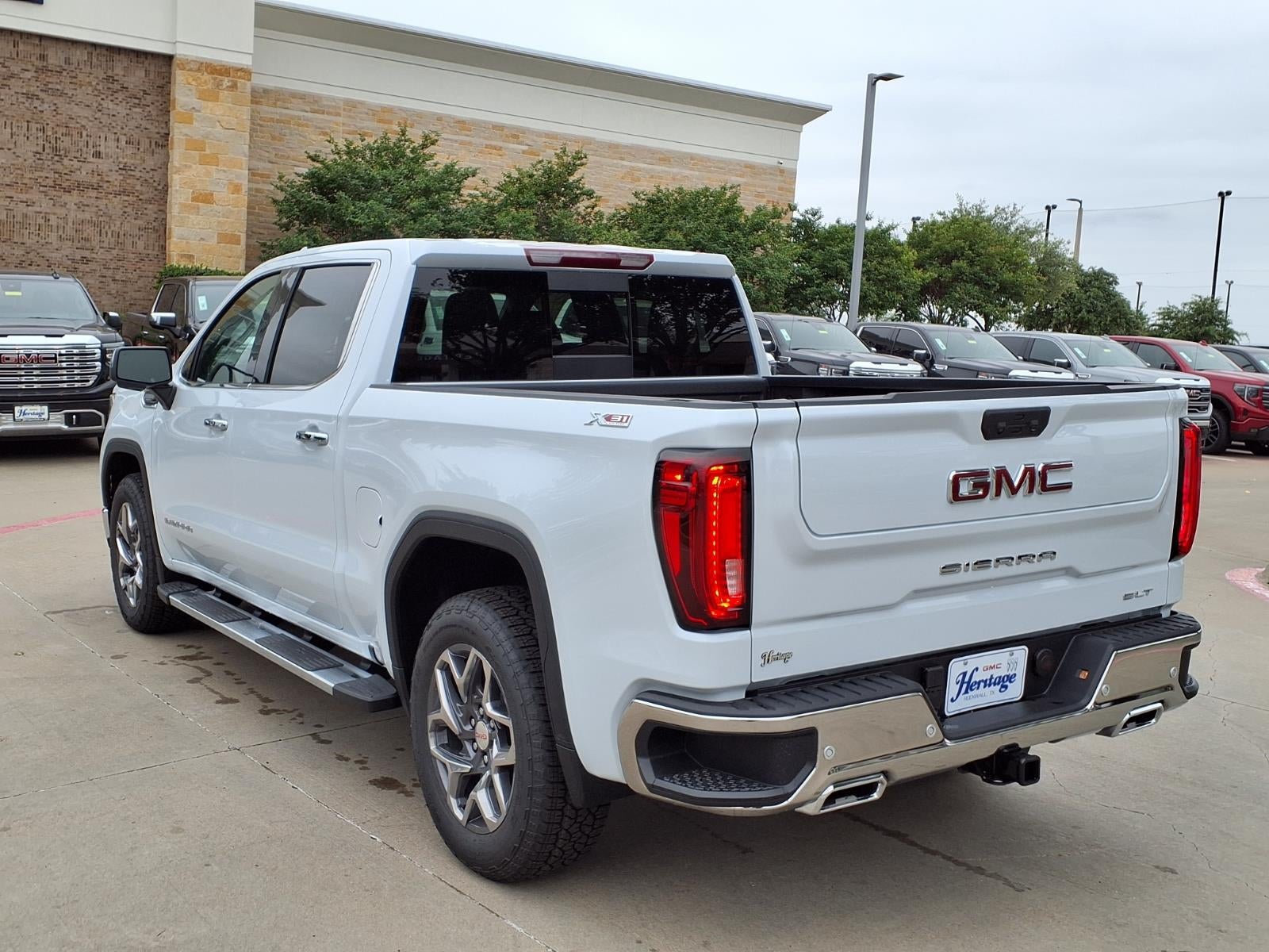 2026 GMC Sierra 1500 SLT Crew Cab Short Box 4WD