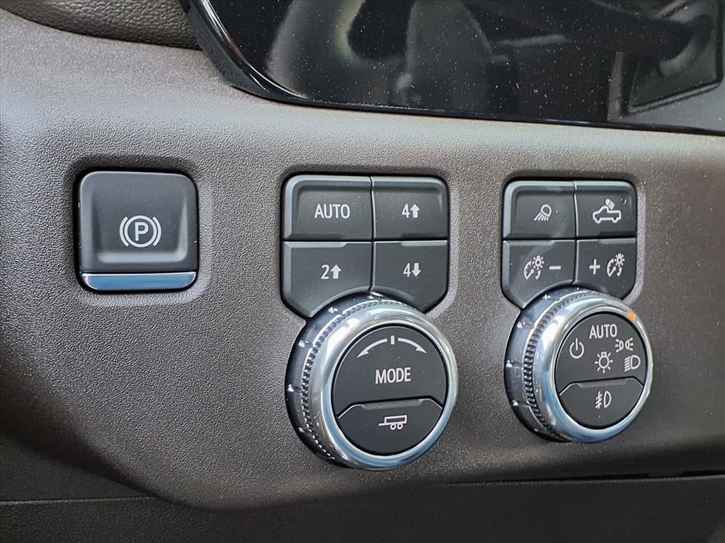 2026 GMC Sierra 1500 SLT Crew Cab Short Box 4WD