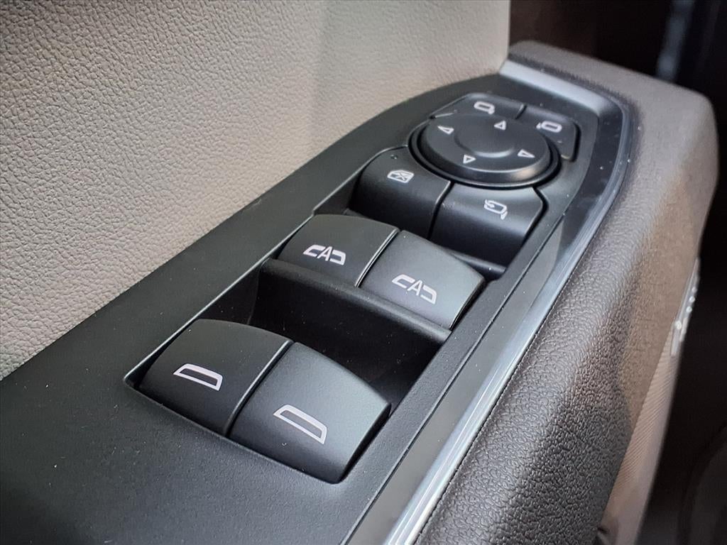 2026 GMC Sierra 1500 SLT Crew Cab Short Box 4WD