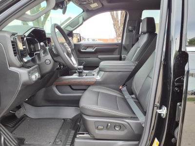 2026 GMC Sierra 1500 SLT Crew Cab Short Box 4WD