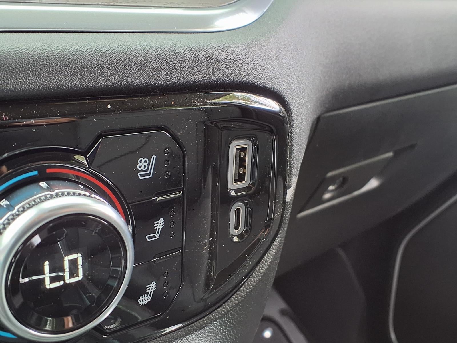 2026 GMC Sierra 1500 SLT Crew Cab Short Box 4WD