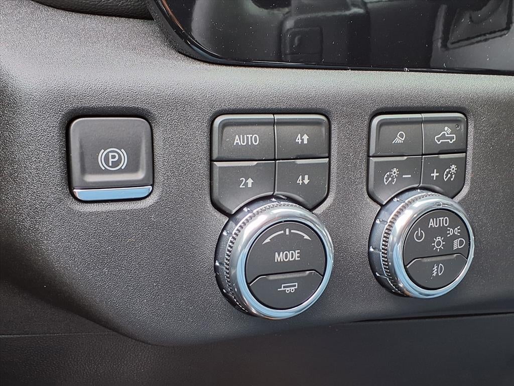 2026 GMC Sierra 1500 SLT Crew Cab Short Box 4WD