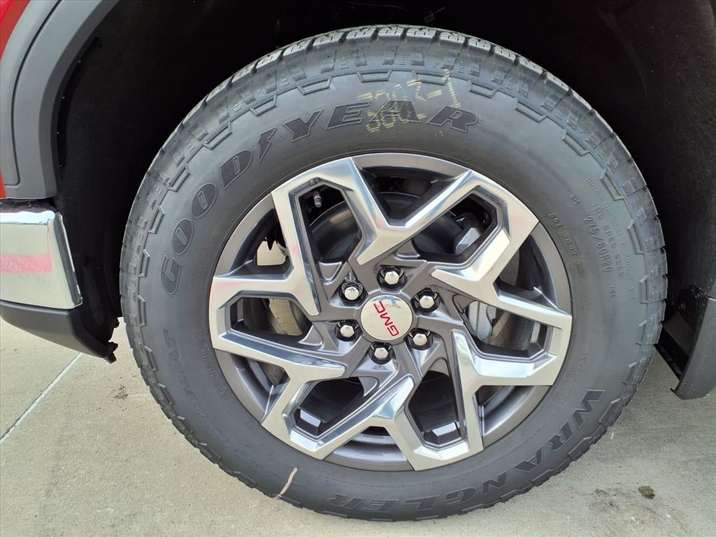 2026 GMC Sierra 1500 SLT Crew Cab Short Box 4WD