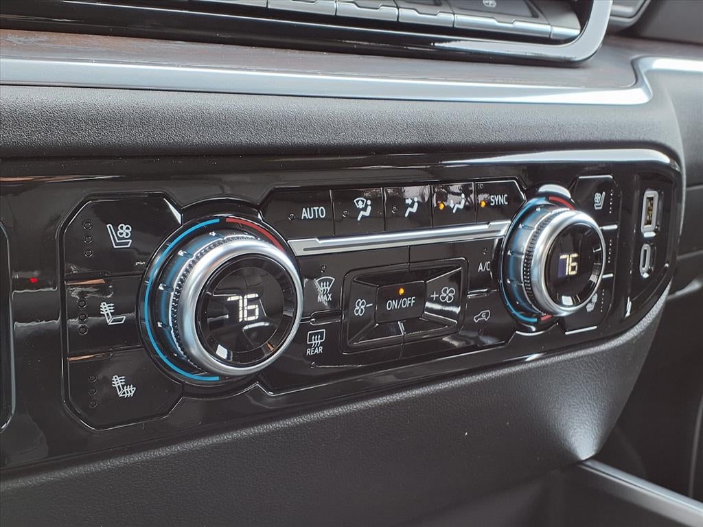 2026 GMC Sierra 1500 SLT Crew Cab Short Box 4WD