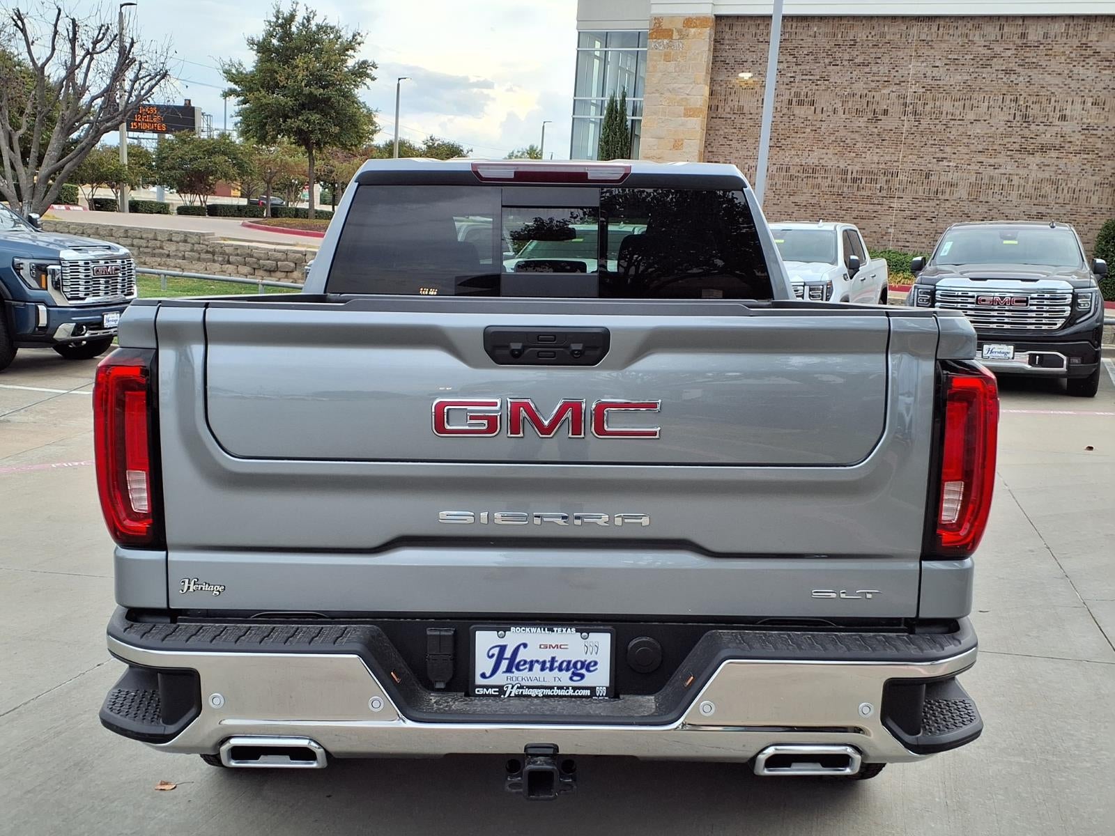 2026 GMC Sierra 1500 SLT Crew Cab Short Box 4WD