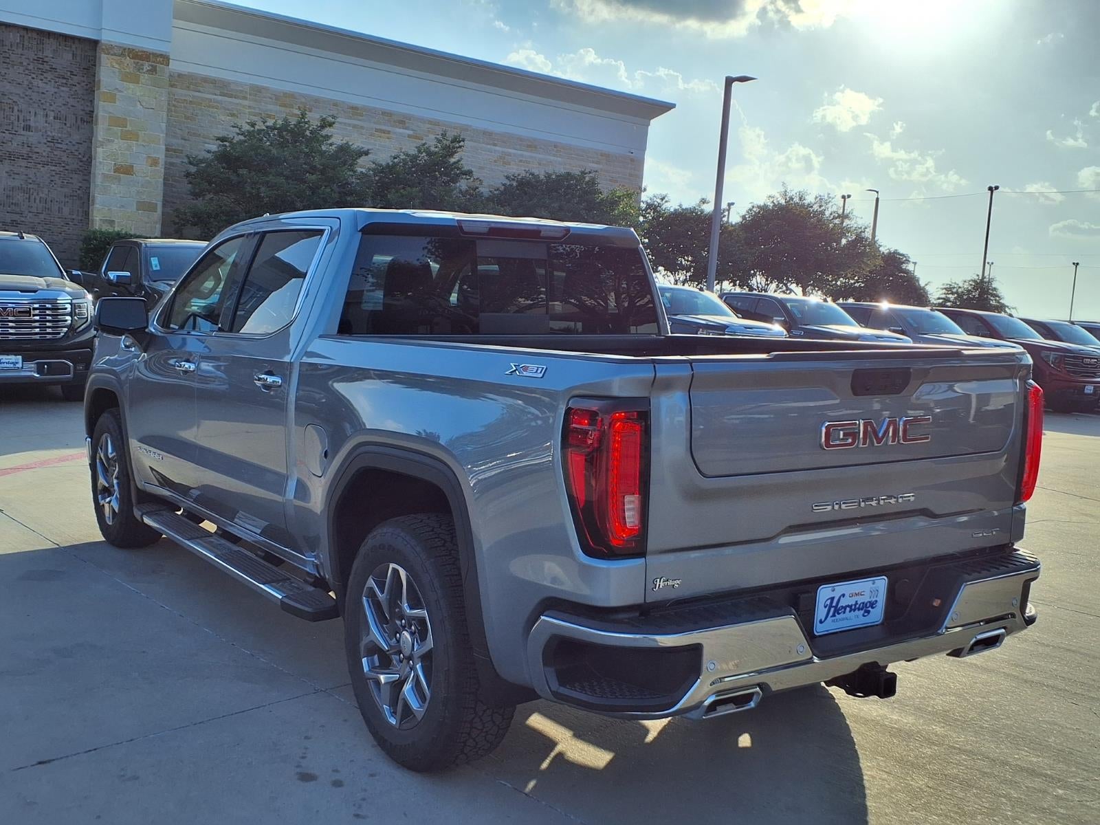 2026 GMC Sierra 1500 SLT Crew Cab Short Box 4WD