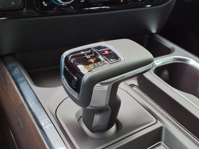 2026 GMC Sierra 1500 SLT Crew Cab Short Box 4WD