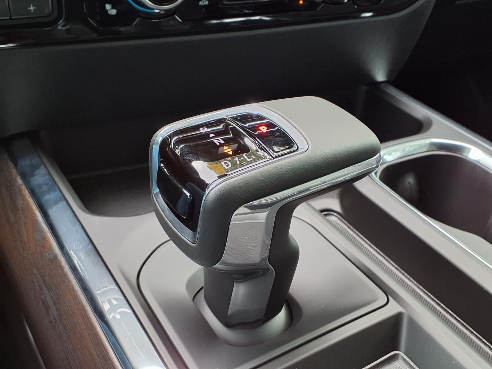 2026 GMC Sierra 1500 SLT Crew Cab Short Box 4WD