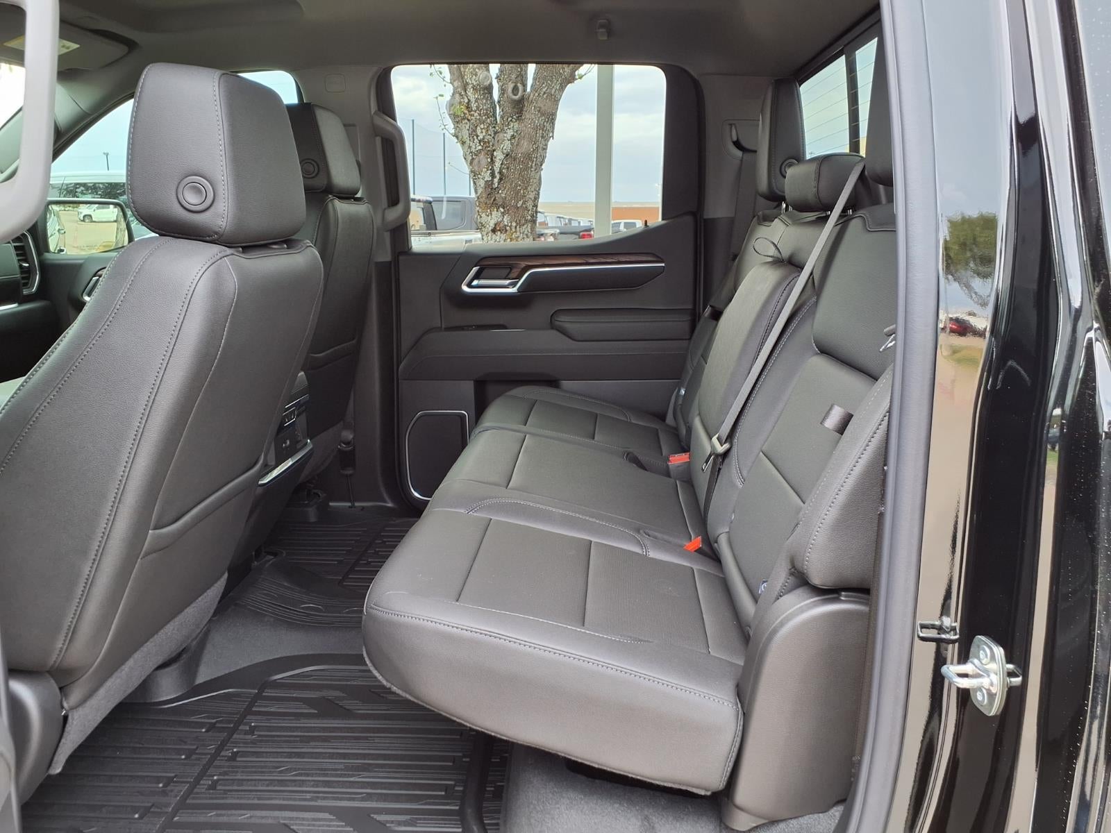 2026 GMC Sierra 1500 SLT Crew Cab Short Box 4WD