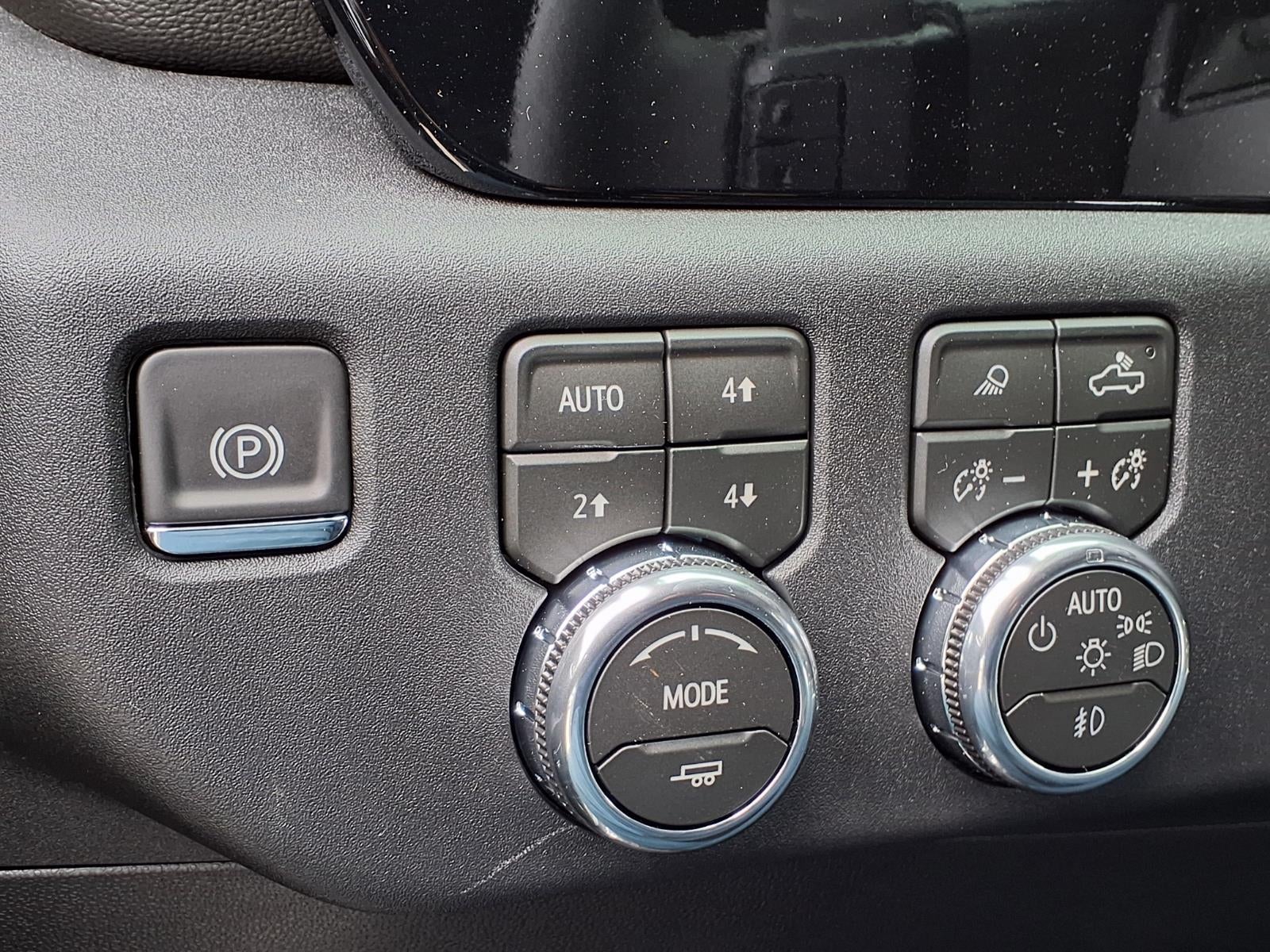 2026 GMC Sierra 1500 SLT Crew Cab Short Box 4WD