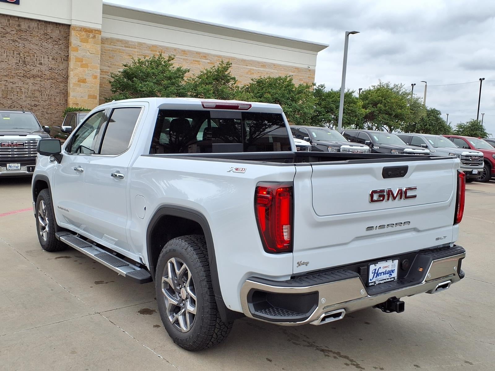 2026 GMC Sierra 1500 SLT Crew Cab Short Box 4WD