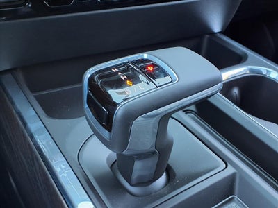 2026 GMC Sierra 1500 SLT Crew Cab Short Box 4WD