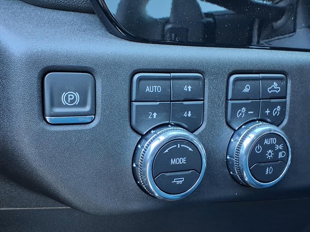 2026 GMC Sierra 1500 SLT Crew Cab Short Box 4WD