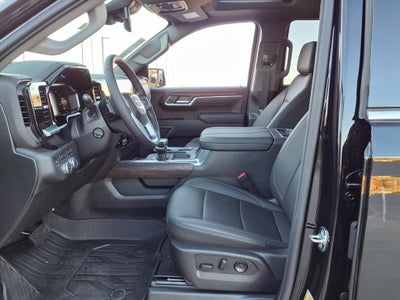 2026 GMC Sierra 1500 SLT Crew Cab Short Box 4WD