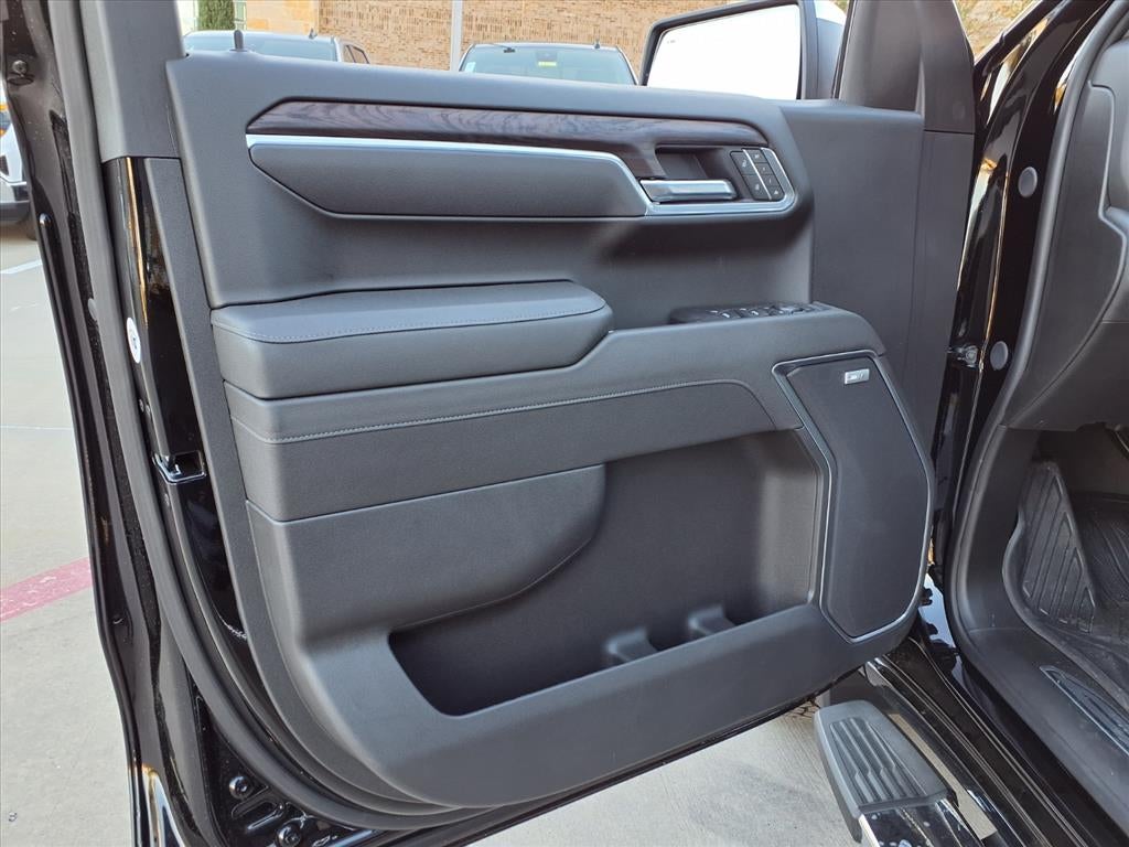 2026 GMC Sierra 1500 SLT Crew Cab Short Box 4WD