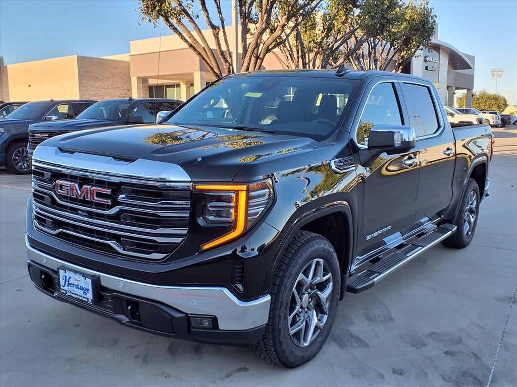 2026 GMC Sierra 1500 SLT Crew Cab Short Box 4WD