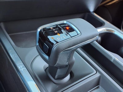 2026 GMC Sierra 1500 SLT Crew Cab Short Box 4WD