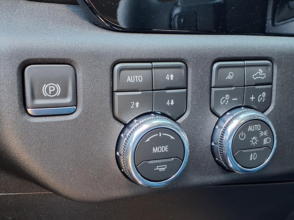 2026 GMC Sierra 1500 SLT Crew Cab Short Box 4WD