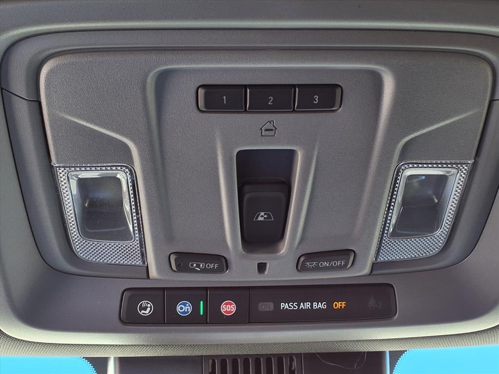 2026 GMC Sierra 1500 SLT Crew Cab Short Box 4WD