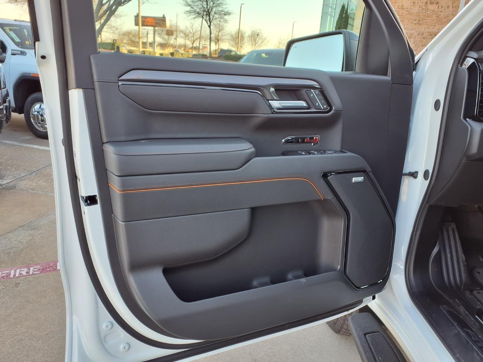 2026 GMC Sierra 1500 AT4 Crew Cab Short Box 4WD