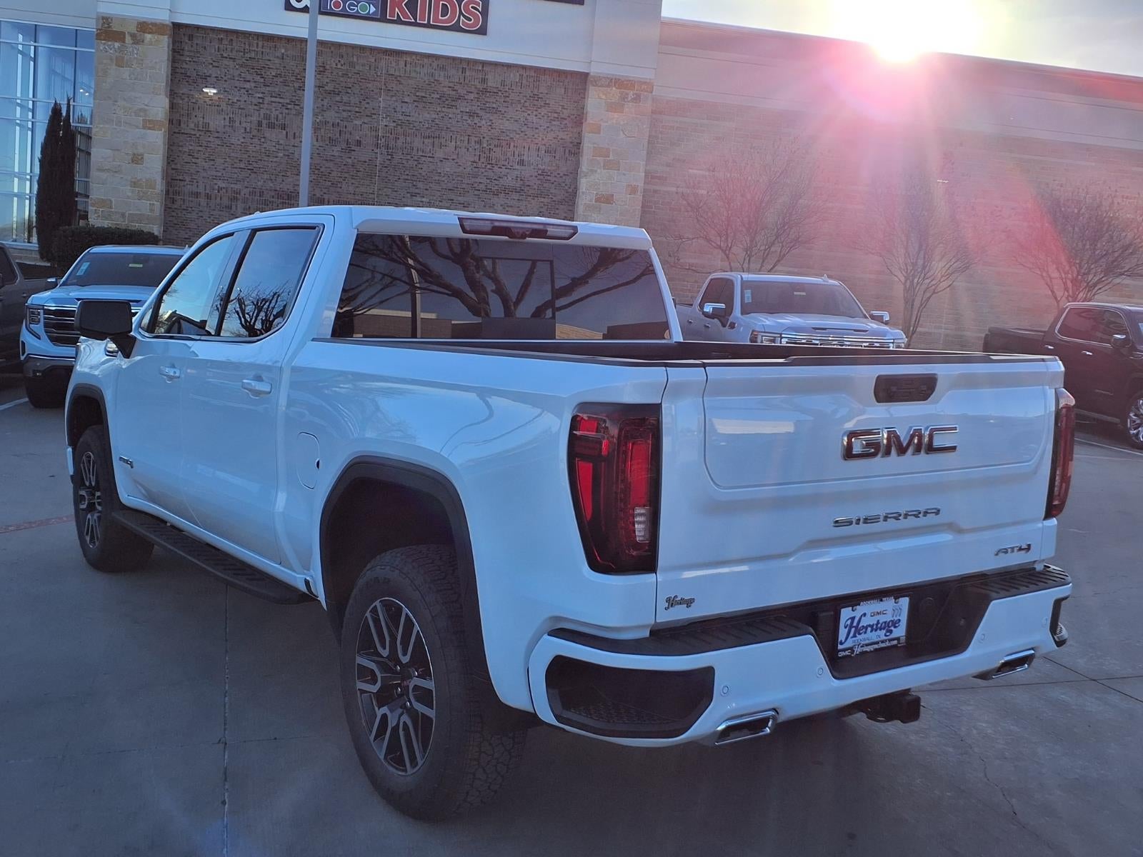 2026 GMC Sierra 1500 AT4 Crew Cab Short Box 4WD