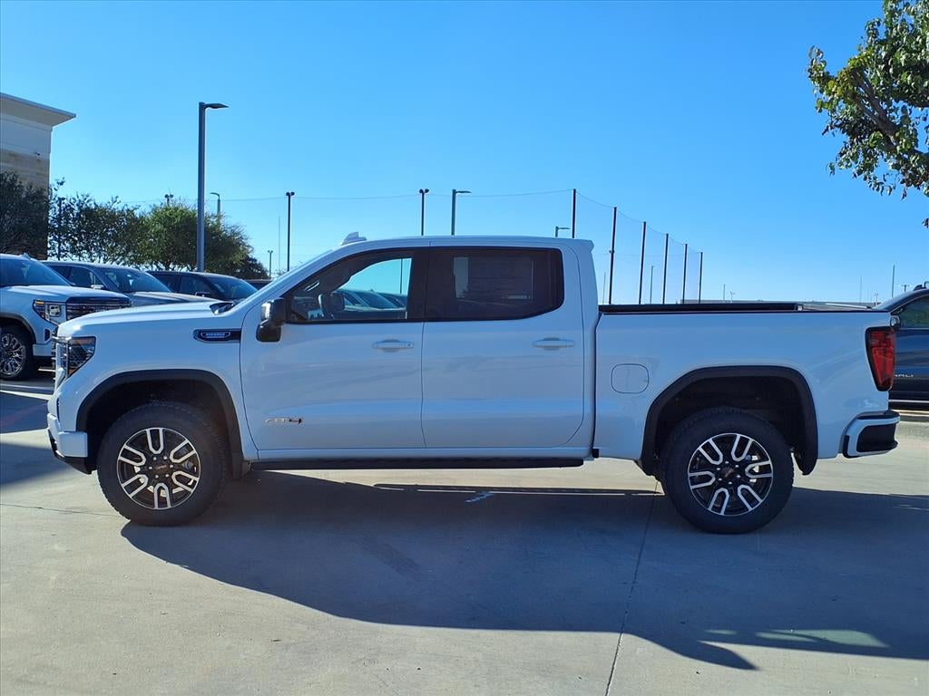 2026 GMC Sierra 1500 AT4 Crew Cab Short Box 4WD
