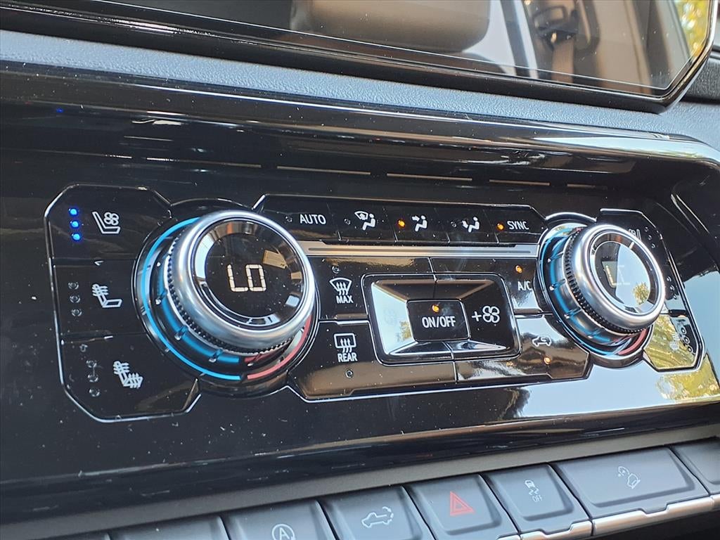 2026 GMC Sierra 1500 AT4 Crew Cab Short Box 4WD