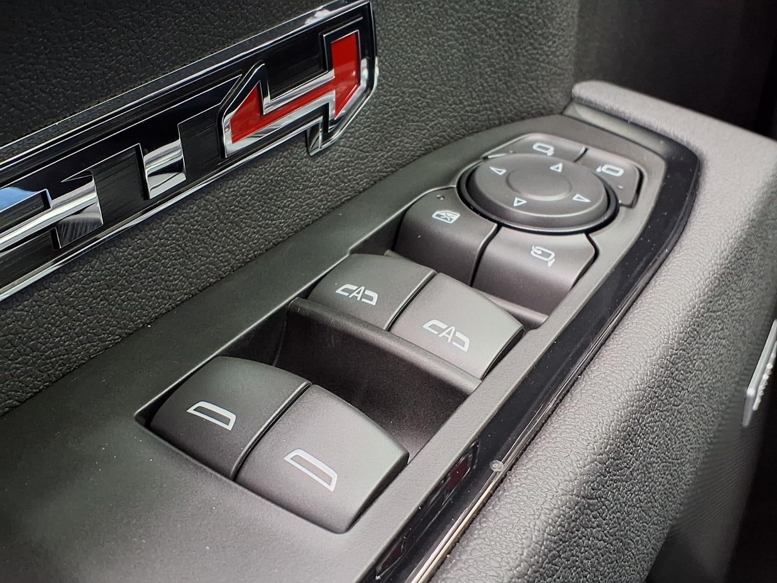 2026 GMC Sierra 1500 AT4 - Photo 17