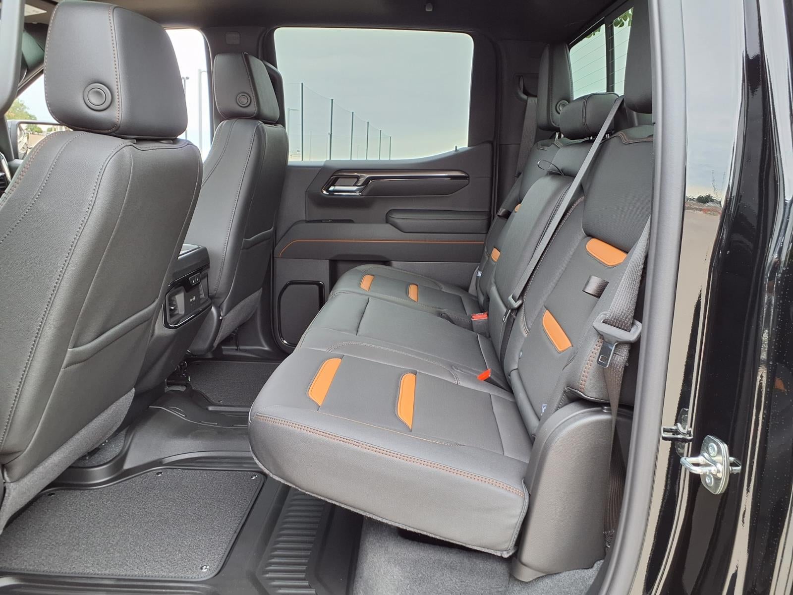 2026 GMC Sierra 1500 AT4 Crew Cab Short Box 4WD