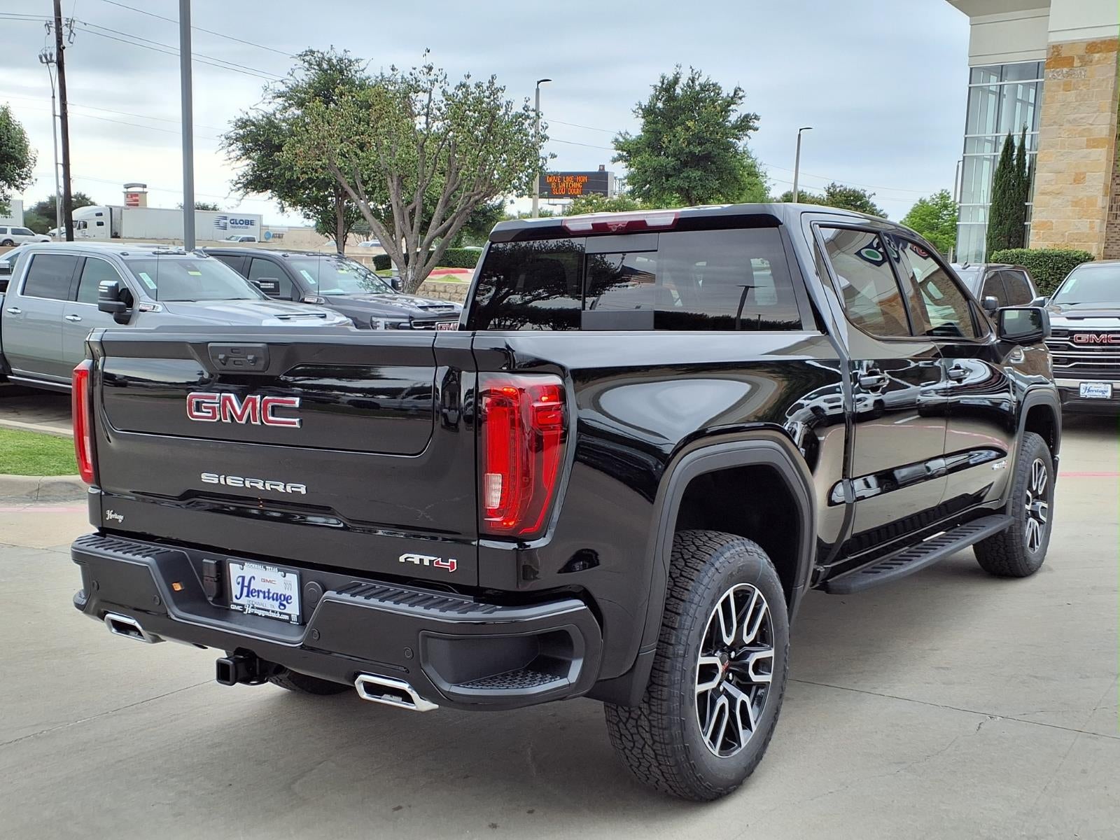 2026 GMC Sierra 1500 AT4 Crew Cab Short Box 4WD