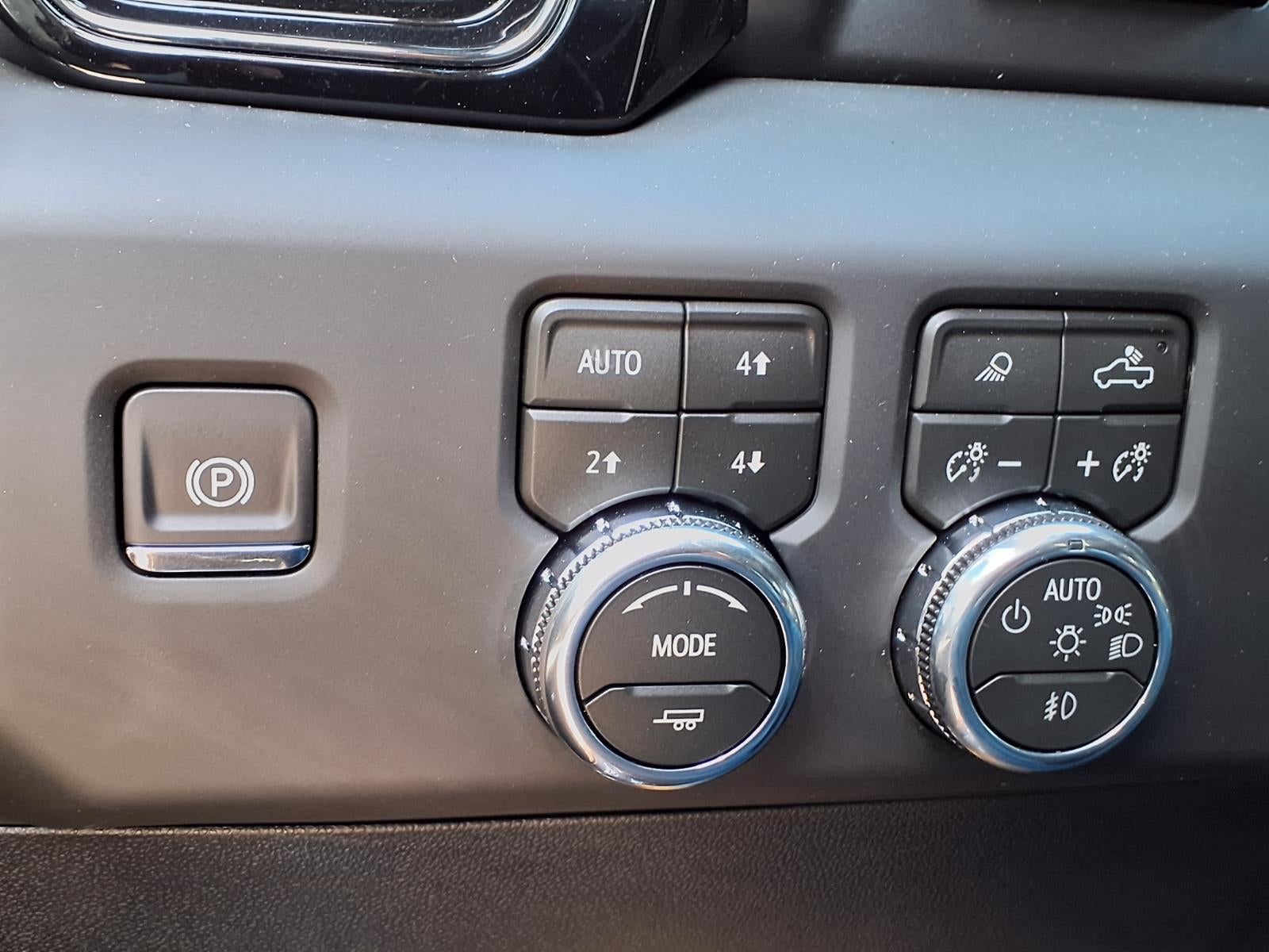 2026 GMC Sierra 1500 AT4 Crew Cab Short Box 4WD