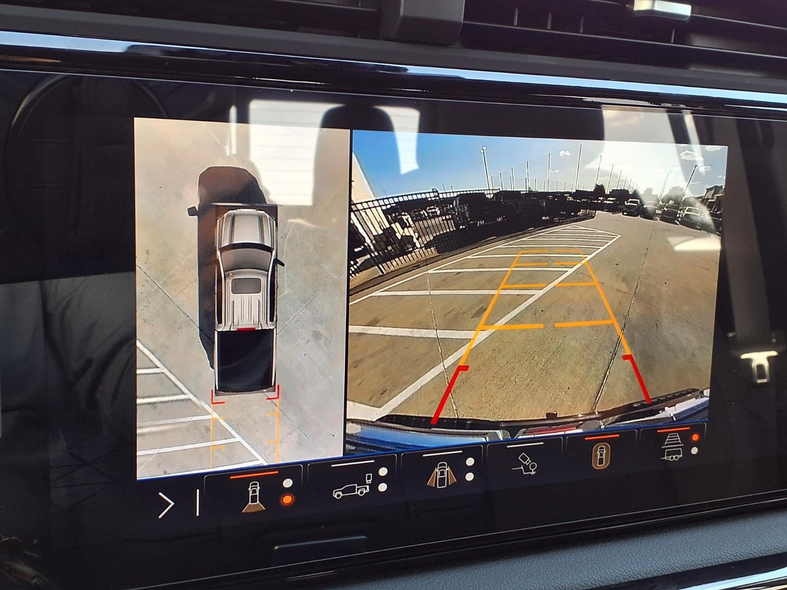 2026 GMC Sierra 1500 AT4 Crew Cab Short Box 4WD