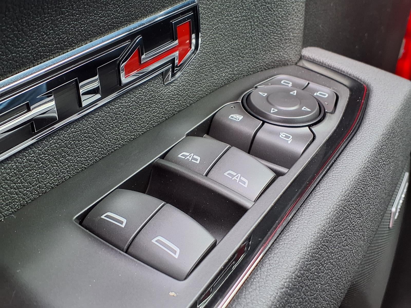 2026 GMC Sierra 1500 AT4 Crew Cab Short Box 4WD