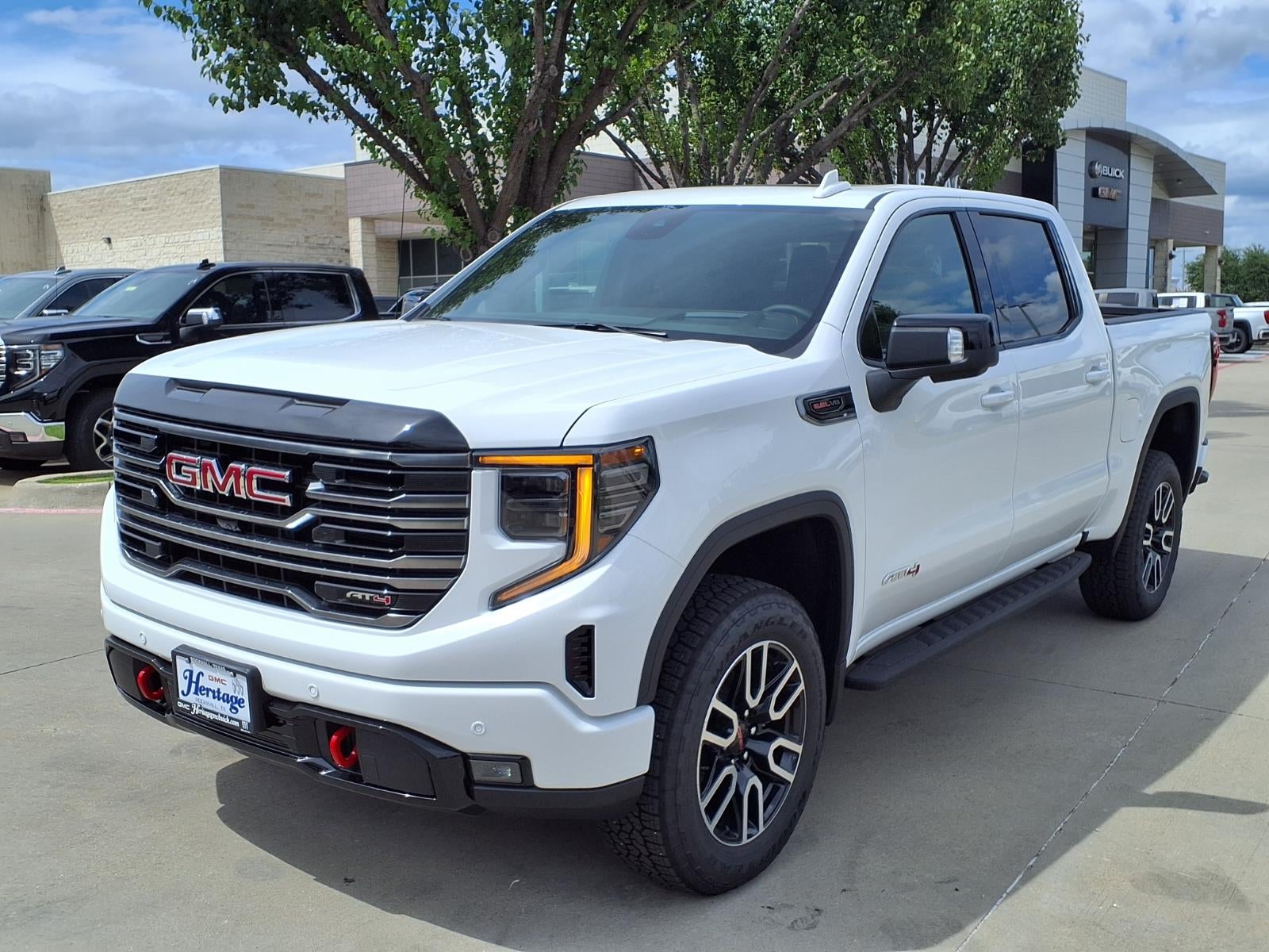 2026 GMC Sierra 1500 AT4 Crew Cab Short Box 4WD