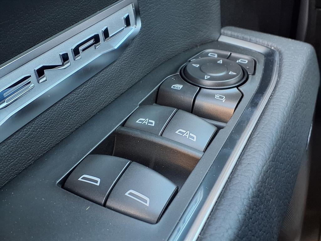 2026 GMC Sierra 1500 Denali Crew Cab Short Box 4WD