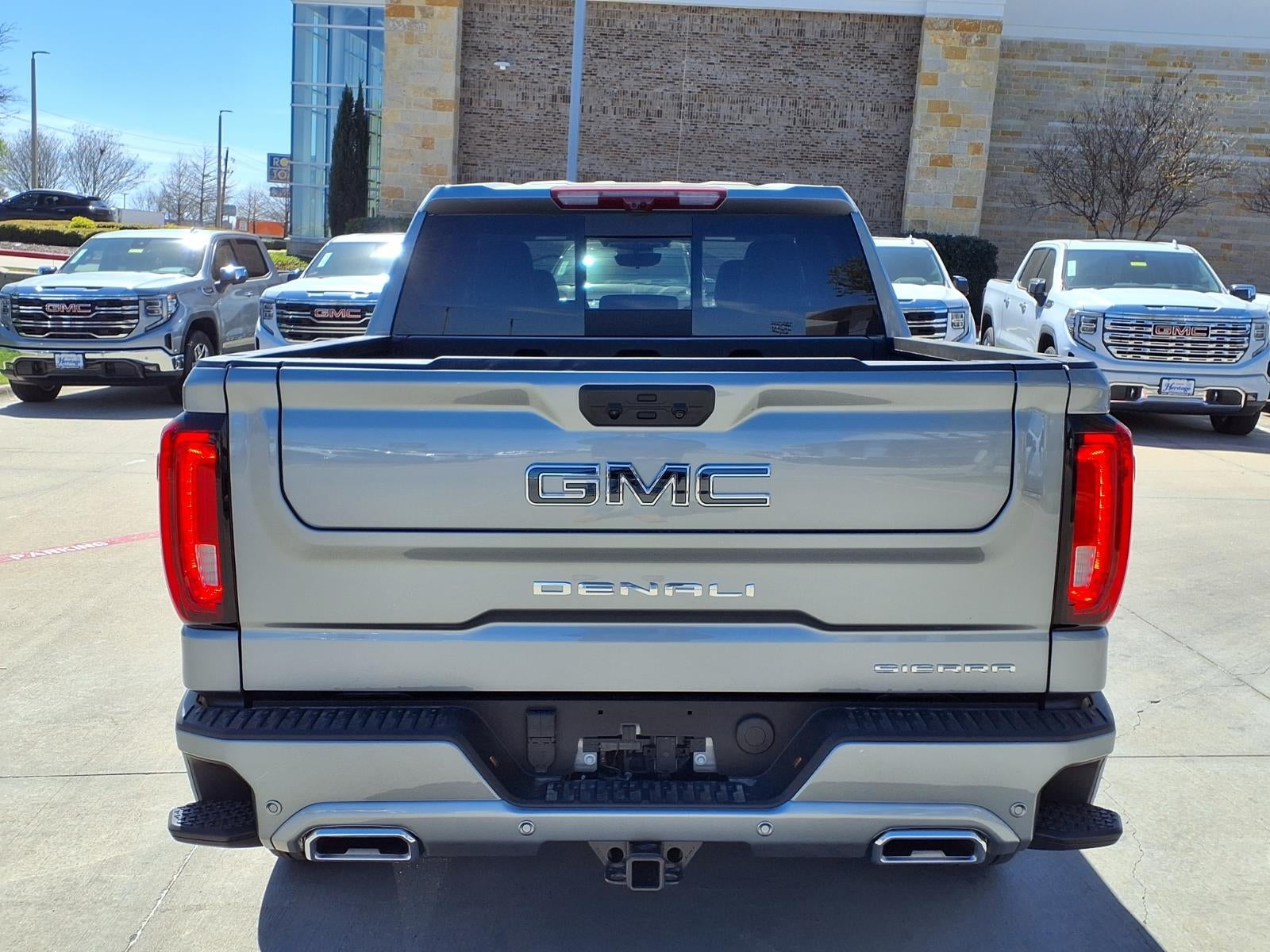 2026 GMC Sierra 1500 Denali Ultimate Crew Cab Short Box 4WD